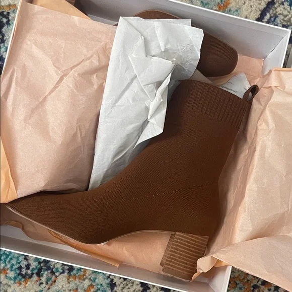 NWT Quince Eco Knit Heeled Booties - Picture 8 of 8